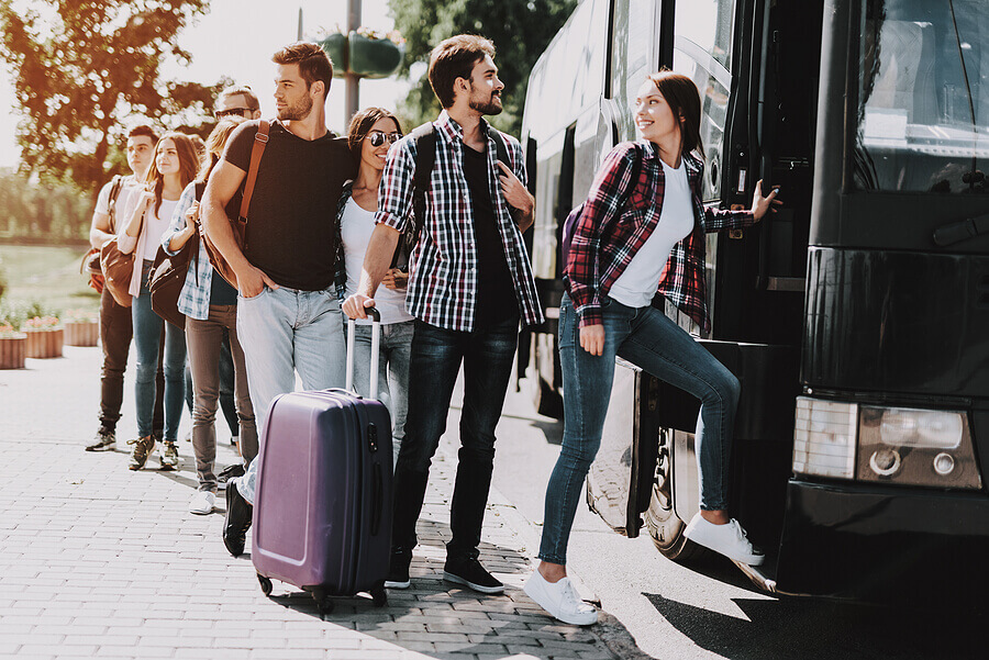 Charter Bus Prices: How to Calculate Your Bus Rental Costs